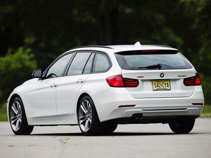  BMW 328i xDrive Touring 2013 года  (US) (фото 5 из 14)